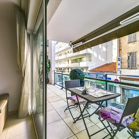 Le Cerf Luxe 100m Croisette *